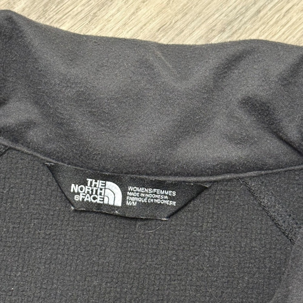 The North Face Disney Swan & Dolphin WindWall Vest Women Medium Black Softshell - Picture 3 of 10